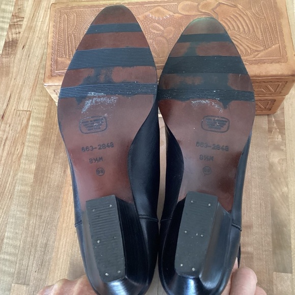 IPANEMA Uruguay black leather pointed toe western 1.25” heel gaucho booties 8.5 - Picture 5 of 12